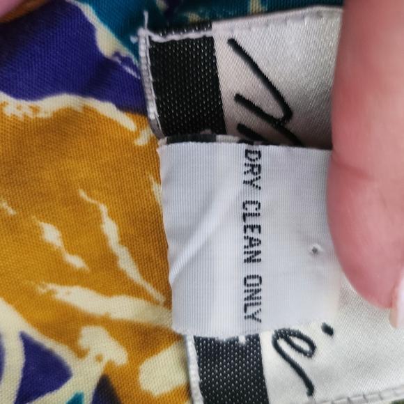 Vintage Marnie West Floral Shorts Romper - Picture 6 of 6